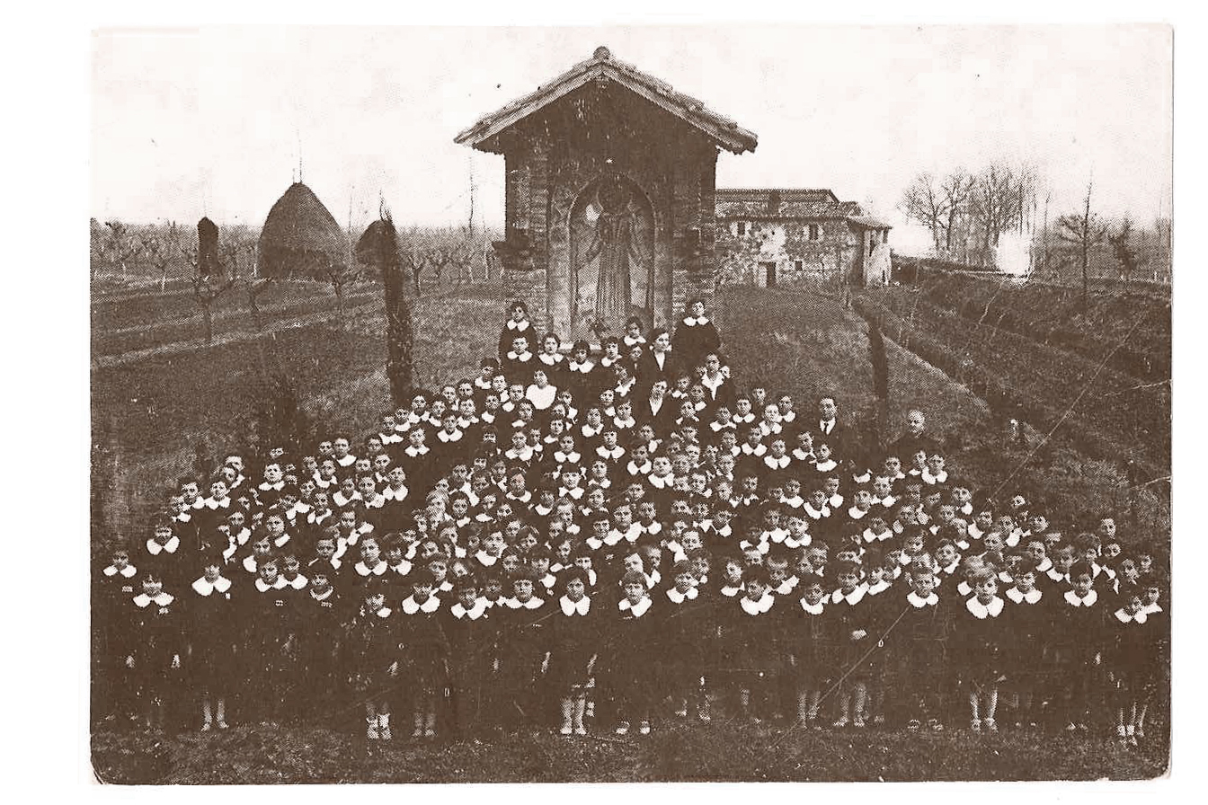 Foto scolaresca a Piandarca