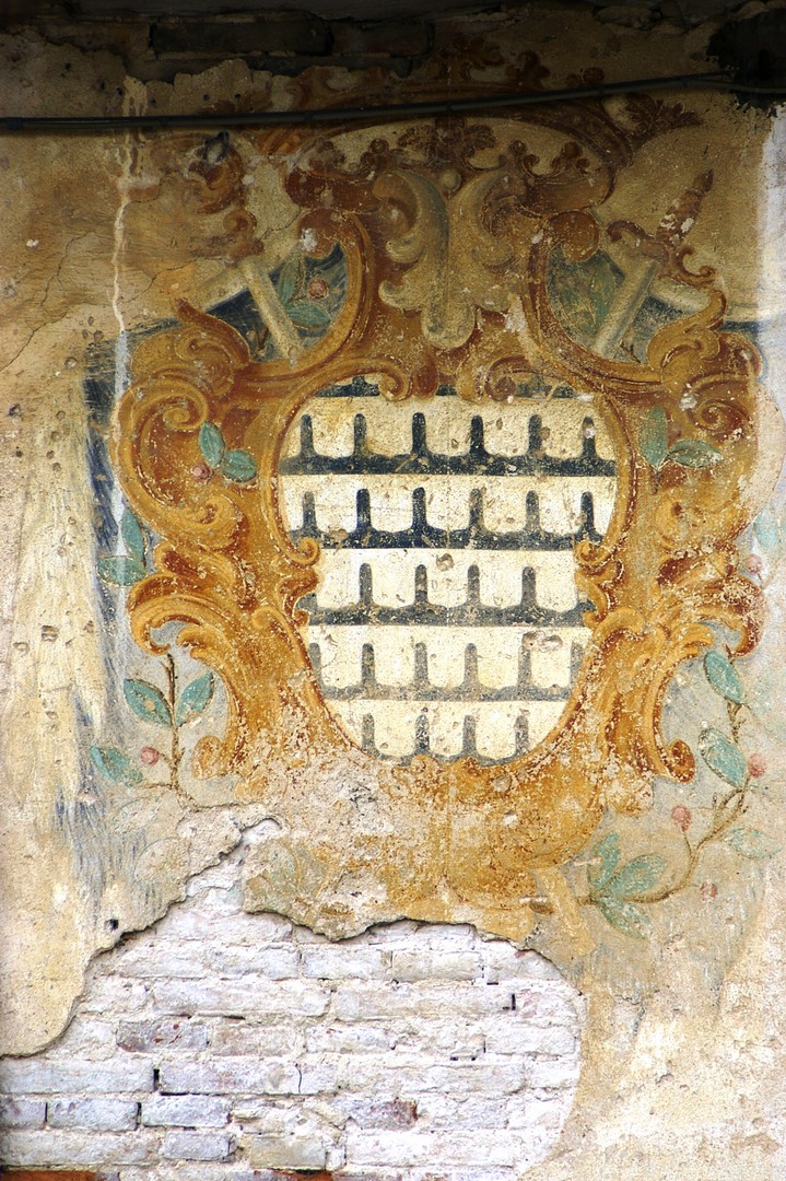 Stemma dei Duchi Ughi di Firenze — particolare