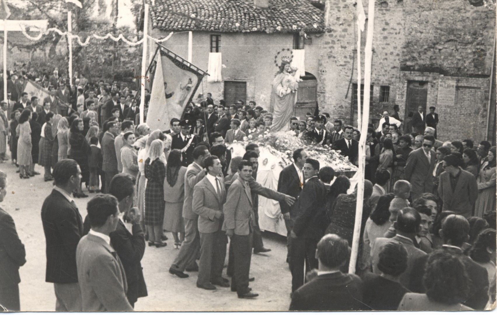 Processione a Cannara